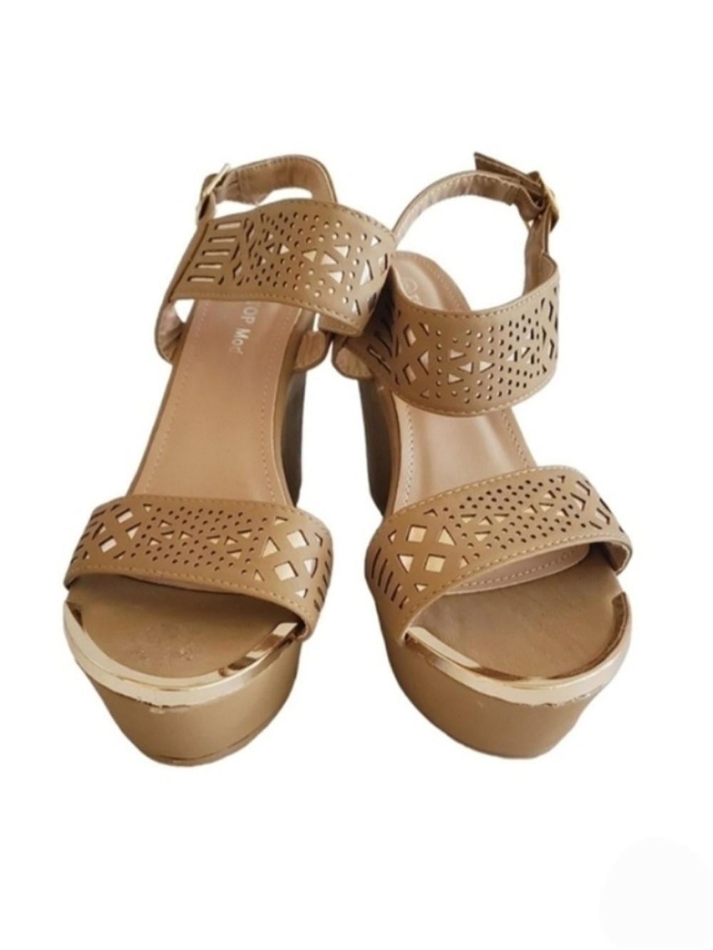 Top Moda Wedge Heels Tan/Gold Size 6 NWOT